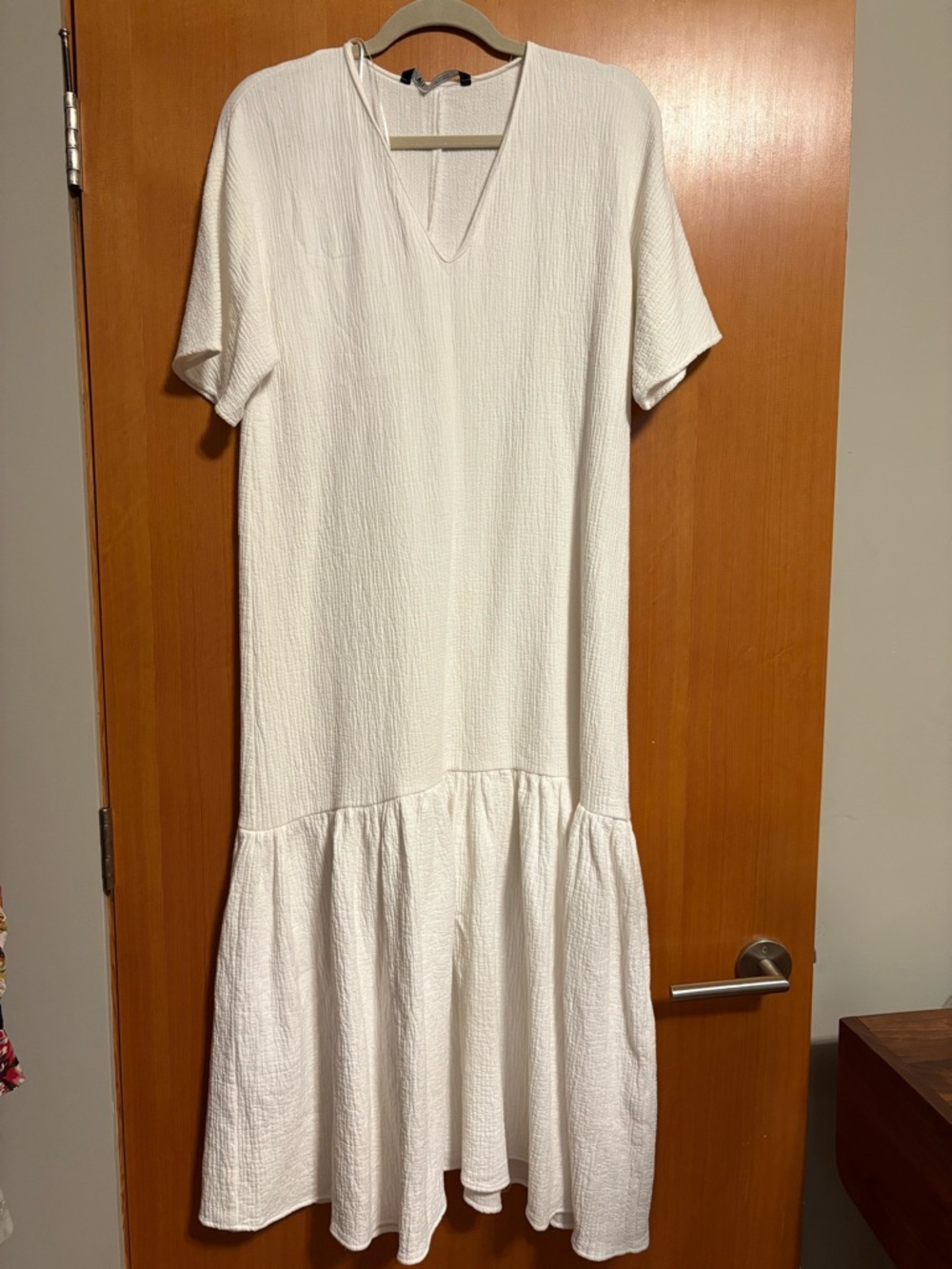 Zara White V-Neck Tiered Maxi Dress - Picture 2 of 5